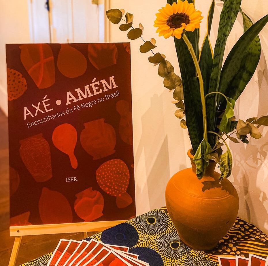 ISER lança livro sobre formação para pessoas negras baseada no diálogo inter-religioso