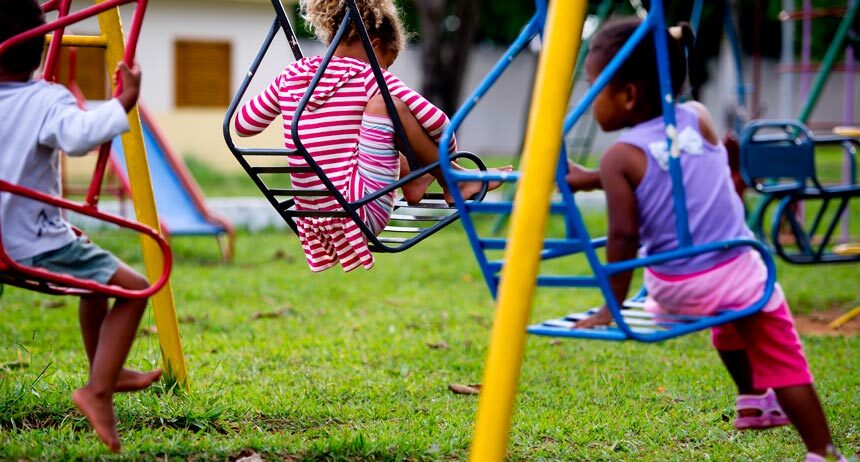 Linha do Tempo das políticas de atendimento ao segmento infanto-juvenil no Brasil: 35 anos de Estatuto da Criança e do Adolescente (ECA)