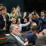 Ano eleitoral em curso: punitivismo, foco na educação e retirada de direitos seguem marcando projetos em maio de 2026