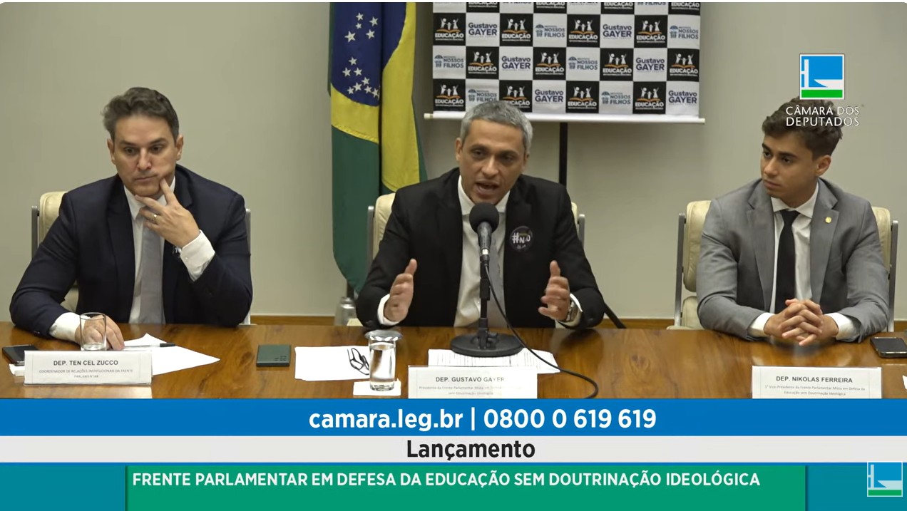 A ESCOLA PÚBLICA COMO INIMIGA DO “POVO DE DEUS”?